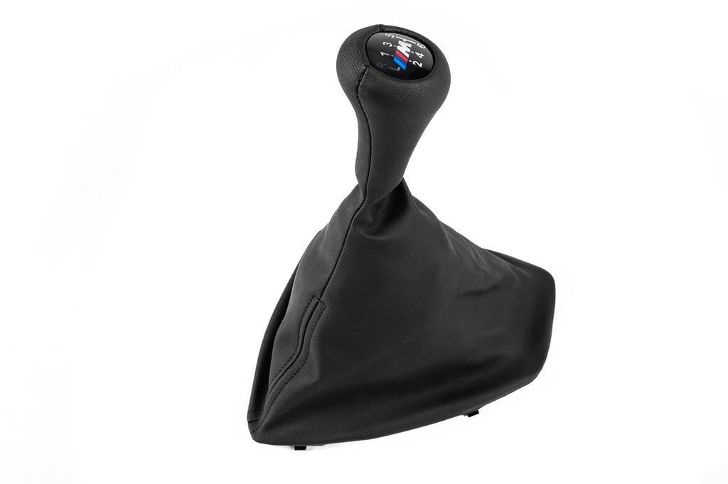 Ручка и чехол КПП ABM 25118037308 V2 6-передач для BMW 3 серия E92/E93 2006-2013 гг. кожзаменитель Черный (182317) Ручка и чехол КПП ABM 25118037308 V2 6-передач для BMW 3 серия E92/E93 2006-2013 гг. кожзаменитель Черный (182317)