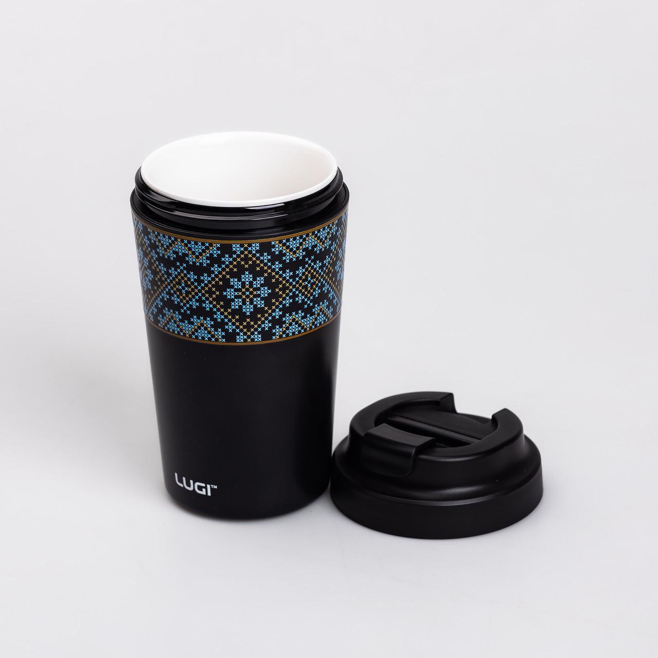 Термокружка Вышиванка с крышкой на защелке 380 мл Черный (HP-14-50B) - фото 3 Термокружка Вышиванка с крышкой на защелке 380 мл Черный (HP-14-50B) - фото 3