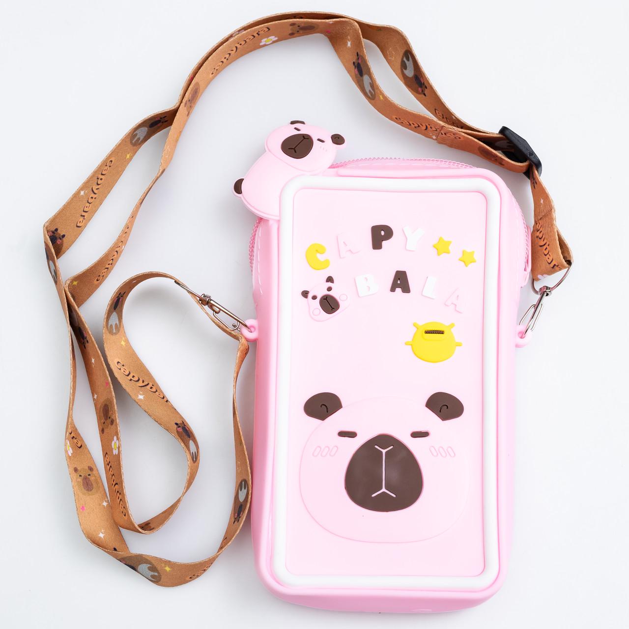 Сумочка-футляр для телефону Капібара силіконова на блискавці 17х10х3 см Рожевий (HP-55-17P) - фото 1 Сумочка-футляр для телефону Капібара силіконова на блискавці 17х10х3 см Рожевий (HP-55-17P) - фото 1