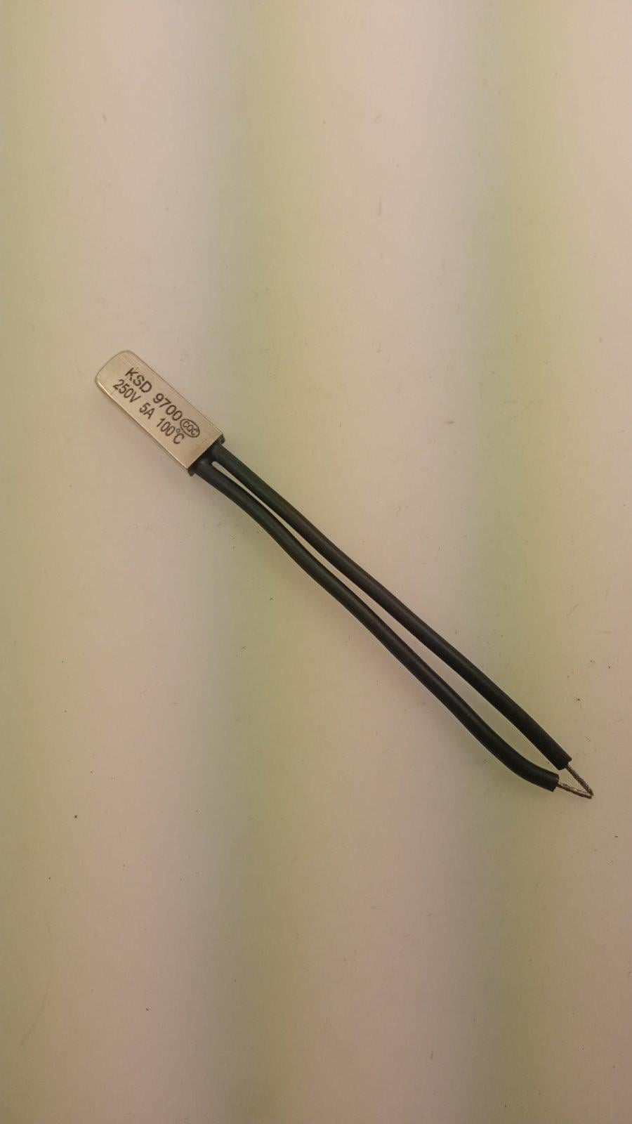 Термостат 100 °C С250V 5AKLS5-9700-5A100-B (08766) Термостат 100 °C С250V 5AKLS5-9700-5A100-B (08766)