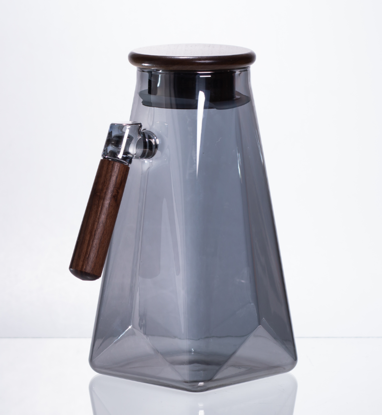 Кувшин для напитков стеклянный с бамбуковой крышкой 1,8 л Серый - фото 4 Кувшин для напитков стеклянный с бамбуковой крышкой 1,8 л Серый - фото 4