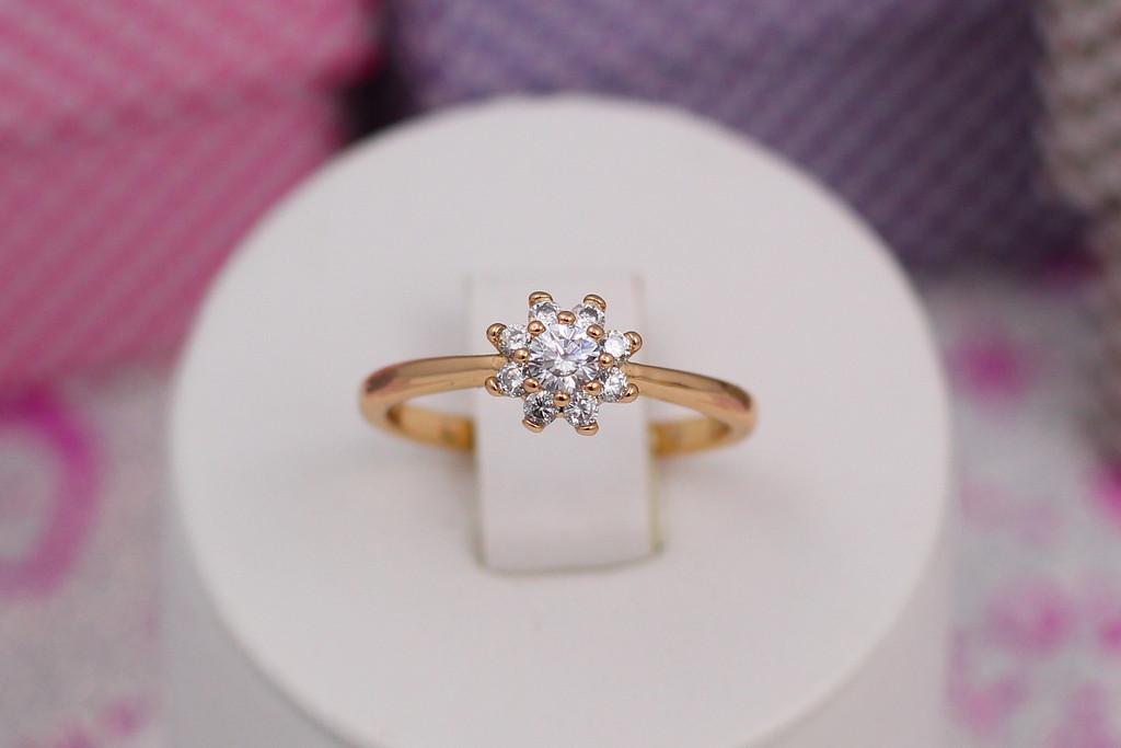 Кольцо Xuping Jewelry Хризантема р. 19 Золотистый