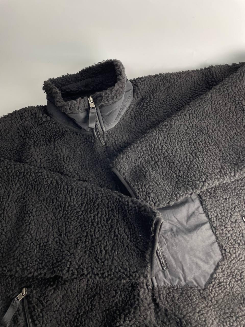 Куртка флісова Patagonia Classic Retro-X Jacket L чорний (41853) - фото 4 Куртка флісова Patagonia Classic Retro-X Jacket L чорний (41853) - фото 4