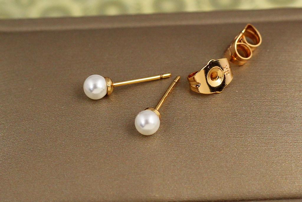 Серьги гвоздики Xuping Jewelry жемчуг 4 мм Золотистый (36310218) Серьги гвоздики Xuping Jewelry жемчуг 4 мм Золотистый (36310218)