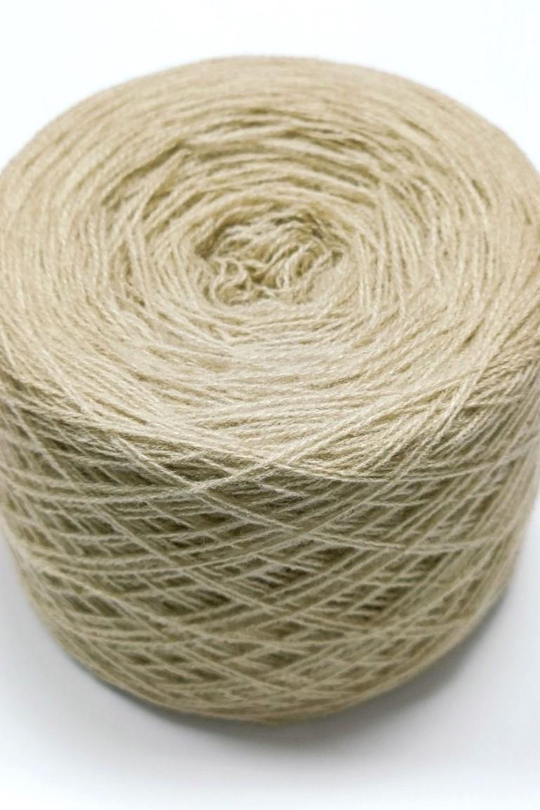 Нитки акриловые для вышивки 50 г Бежевый 273 (1811)