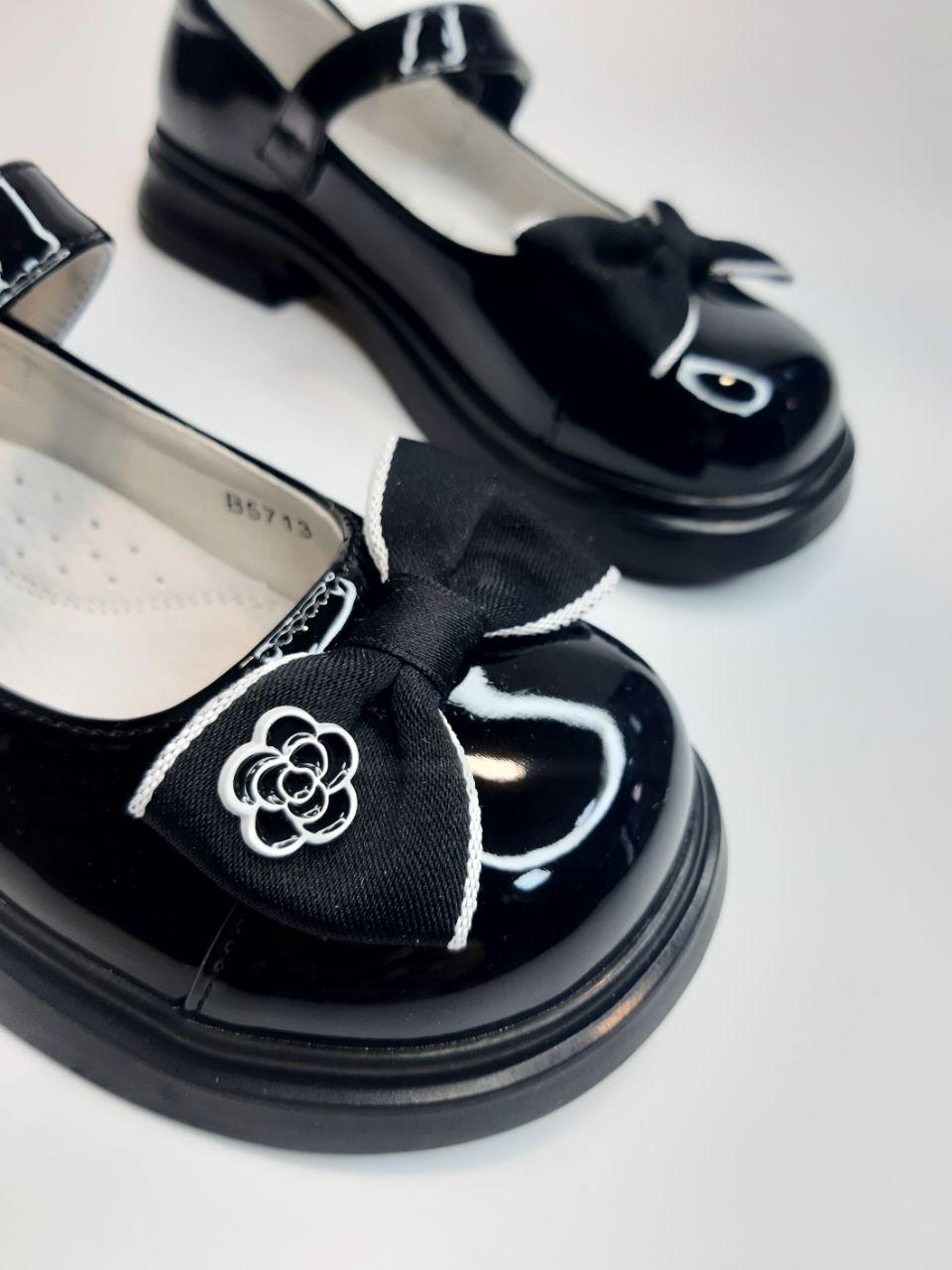 Туфлі для дівчинки Apawwa р. 31 19,3 см Чорний (5713 black) - фото 2 Туфлі для дівчинки Apawwa р. 31 19,3 см Чорний (5713 black) - фото 2