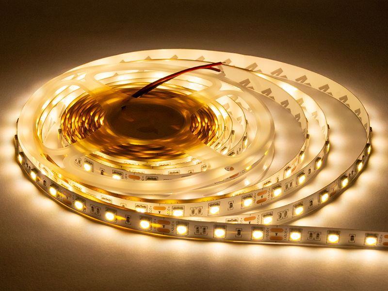 Светодиодная лента LED UA Premium 5050 60 LED 10 мм 12 В IP20 10 Вт 14 Лм/LED 2700-3500K Белый теплый (7644)
