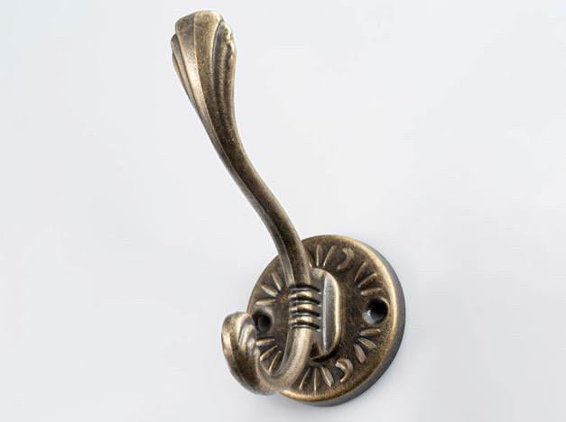 Крючок для вещей мебельный двойной металлический 90х70 мм Старая латунь (C-110)