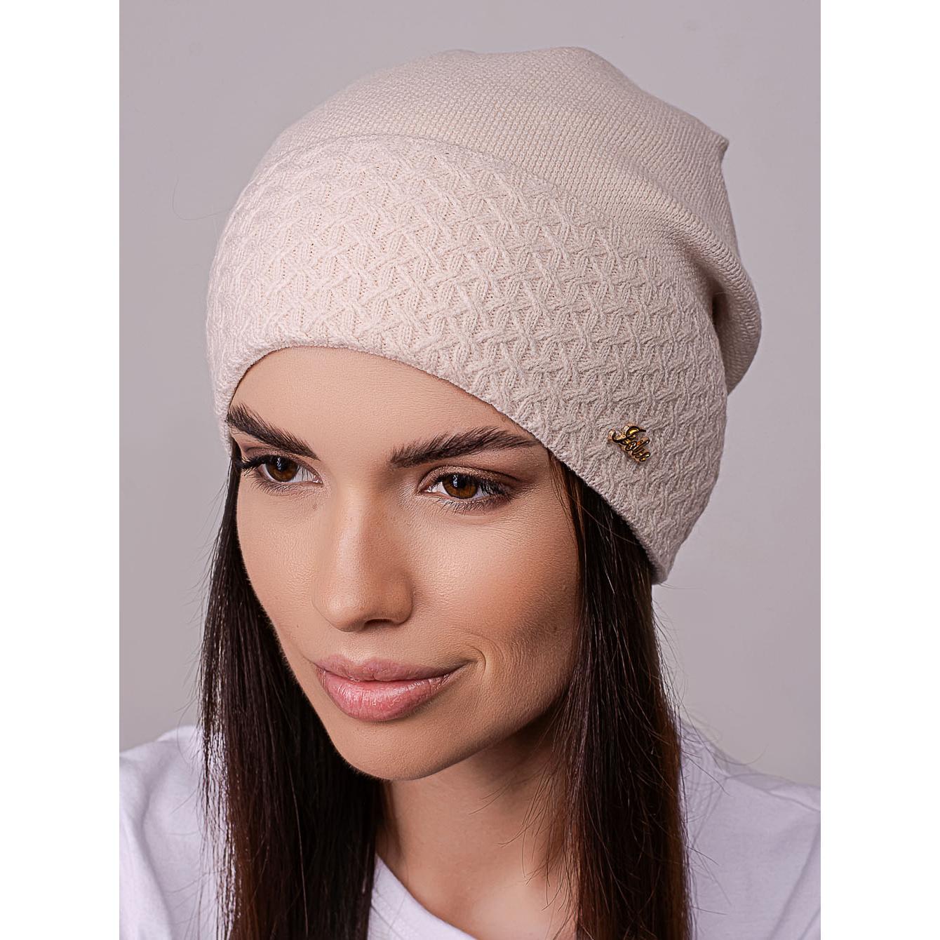 Шапка женская Leks ПОЭЗИЯ шерстяная утепленная флисом с узором на отвороте сзади сцепленная one size Кремовый (258488) - фото 1 Шапка женская Leks ПОЭЗИЯ шерстяная утепленная флисом с узором на отвороте сзади сцепленная one size Кремовый (258488) - фото 1