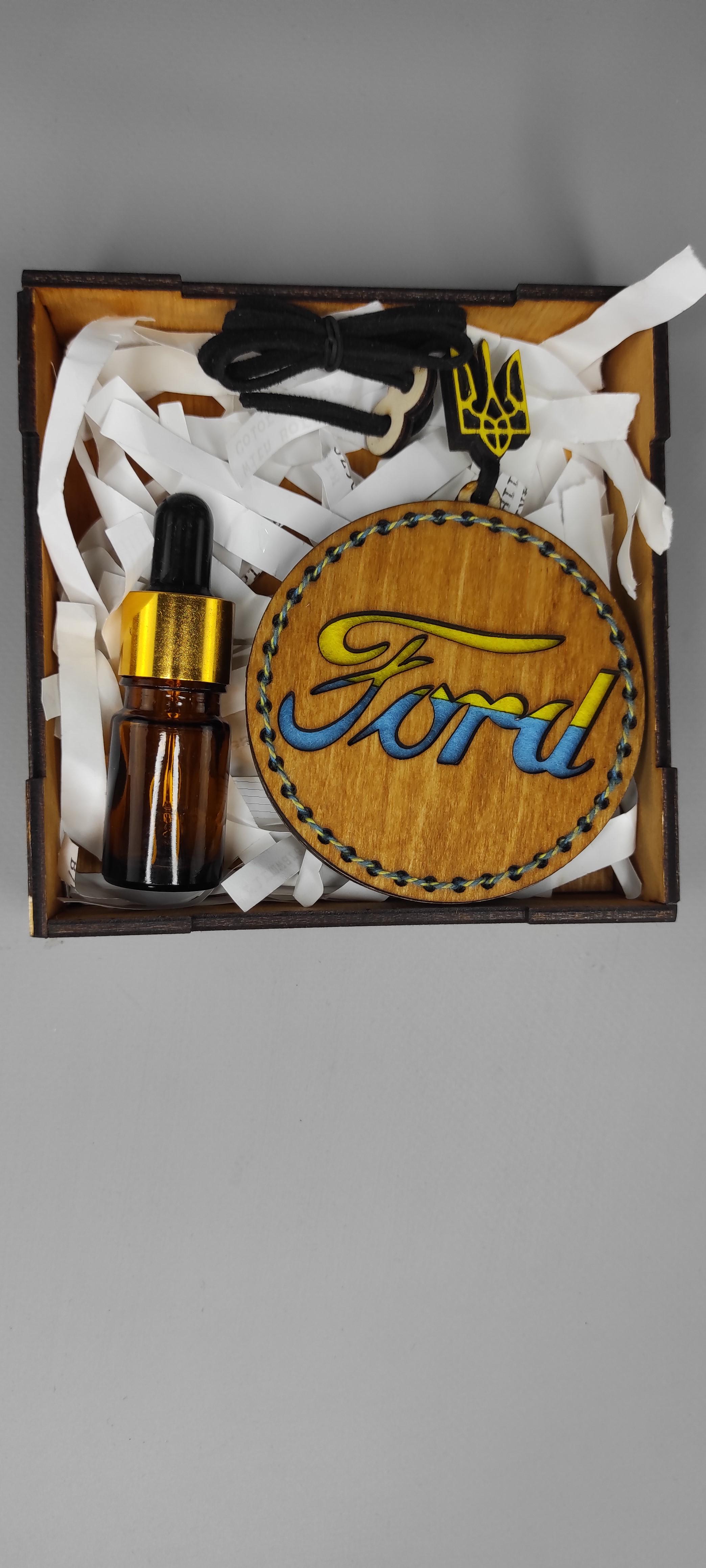 Ароматизатор из дерева в машину Ford Диня - фото 2