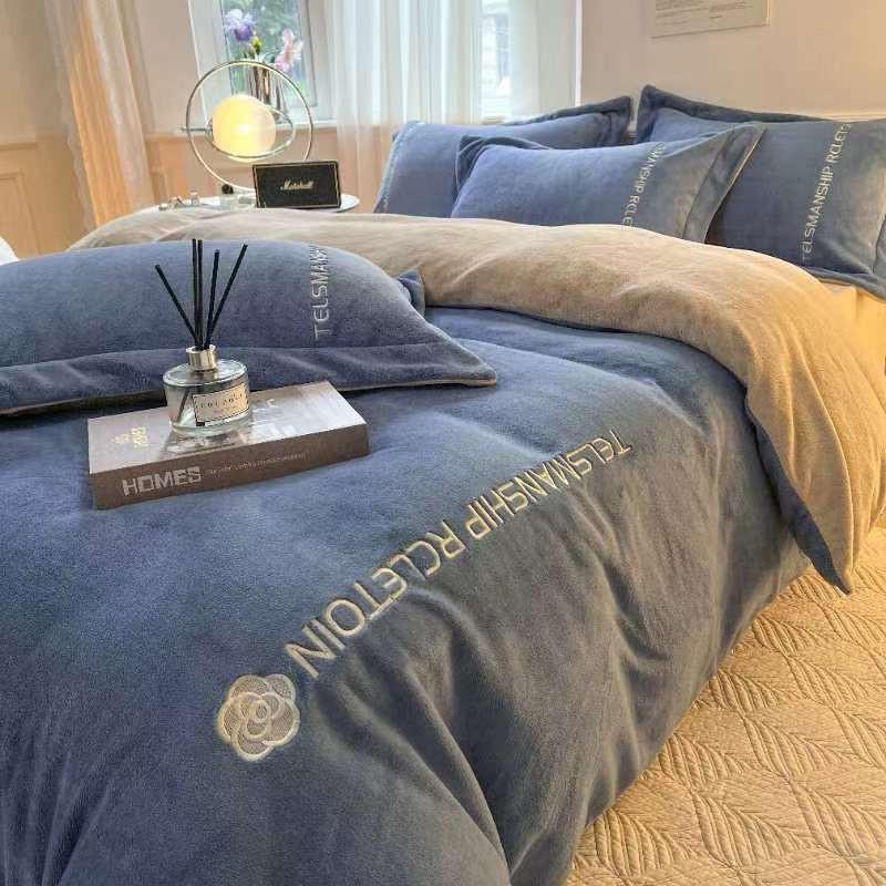 Комплект постельного белья велюровый евро (25310)