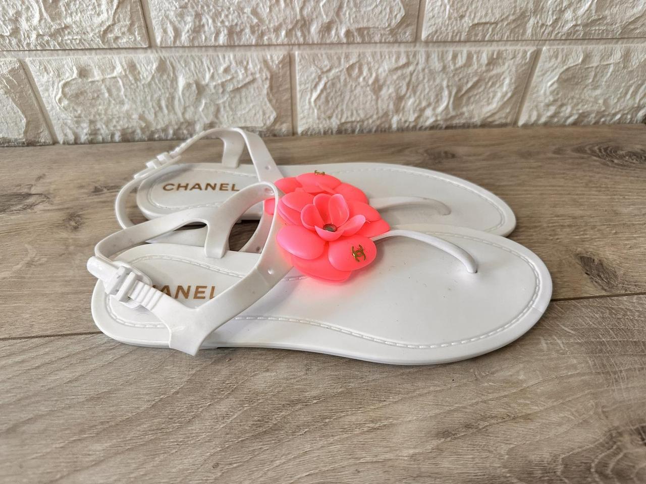 Босоножки шлепанцы женские пляжные р. 40 25 см Белый с розовым (KG-7967) - фото 4 Босоножки шлепанцы женские пляжные р. 40 25 см Белый с розовым (KG-7967) - фото 4