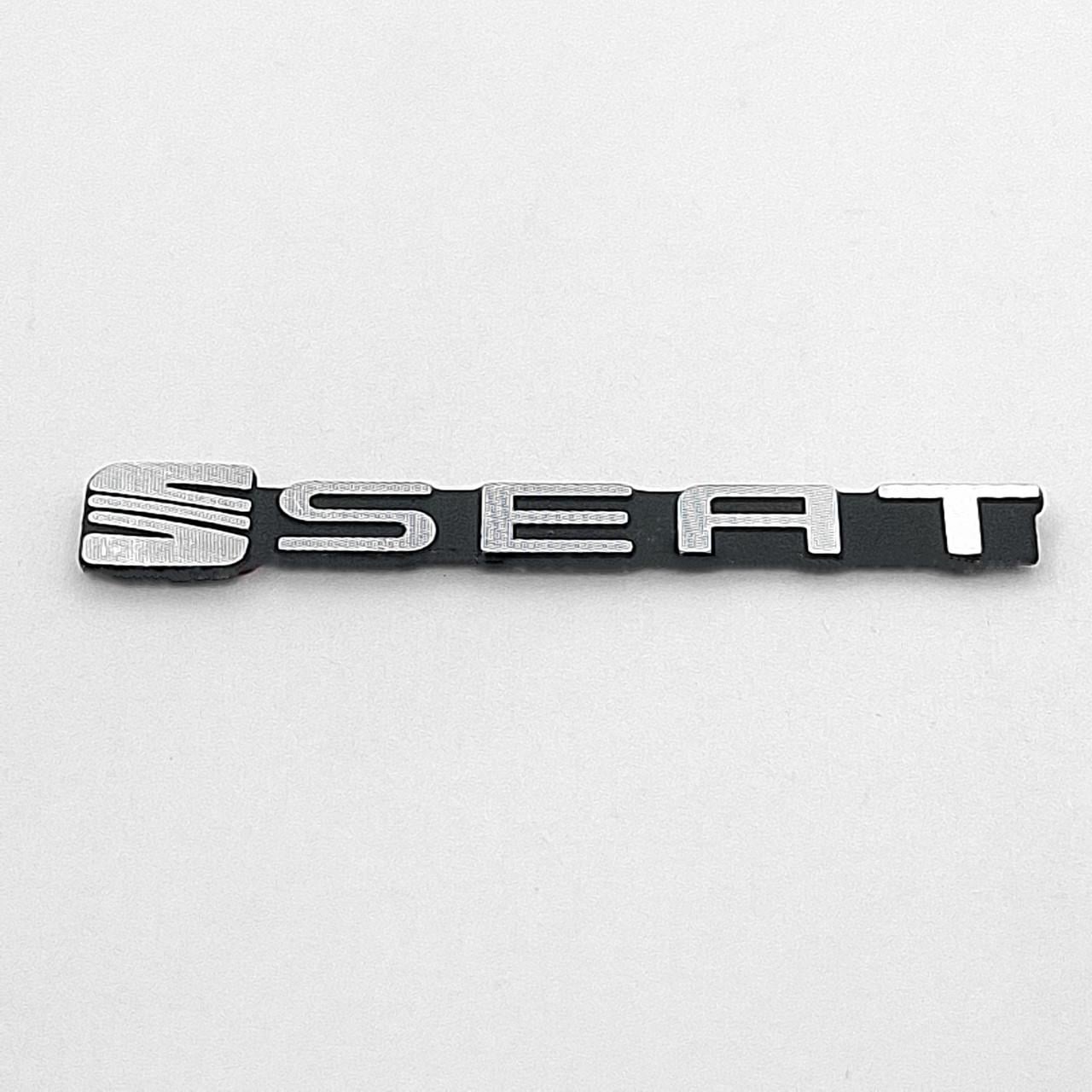 Эмблема надпись Suzuki 4,4х0,7 см (2892447072)