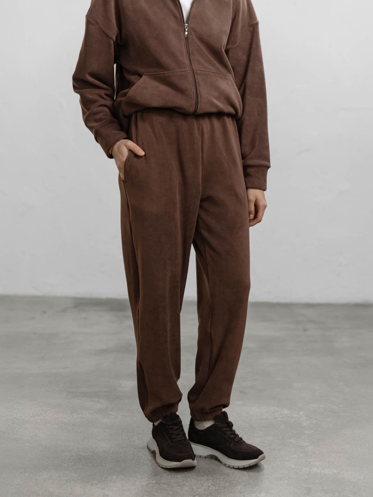 Штани жіночі з фліс-плюшу FROMUS M Темно-коричневий (2656-59) - фото 2 Штани жіночі з фліс-плюшу FROMUS M Темно-коричневий (2656-59) - фото 2