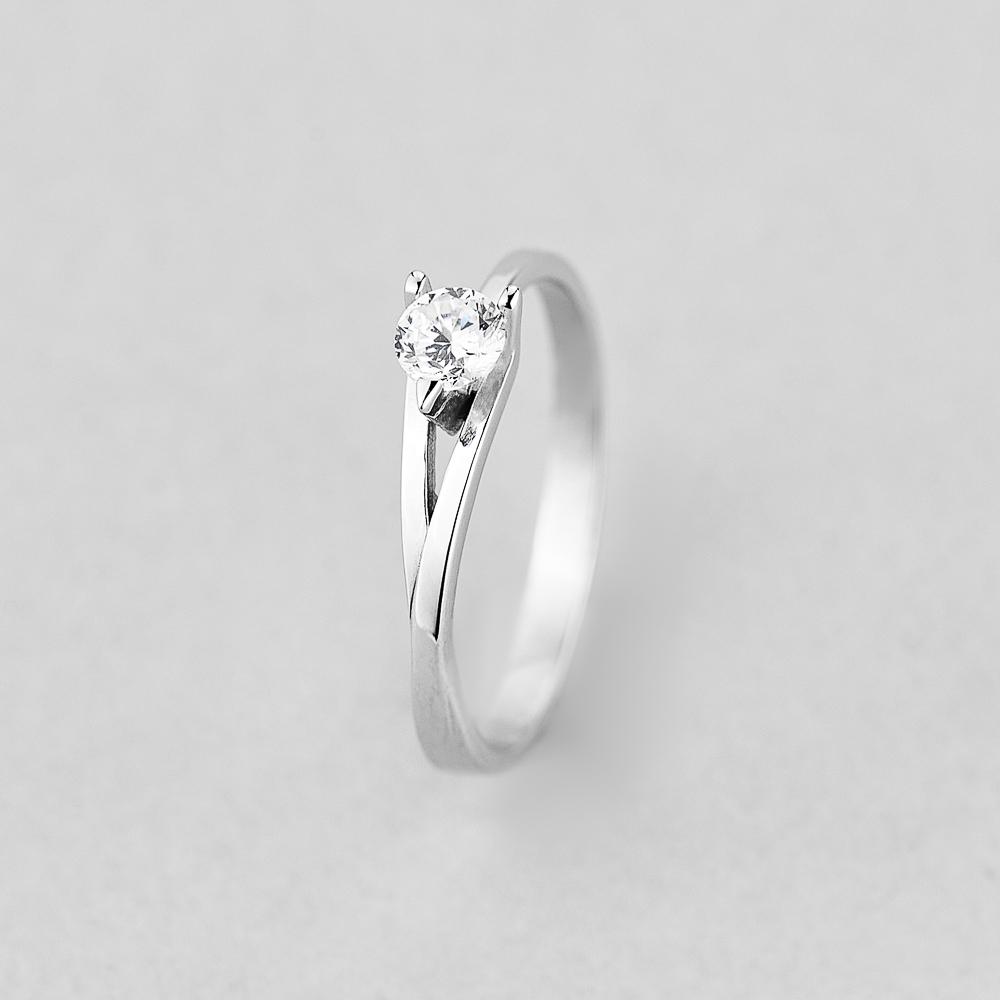 Серебряное кольцо Minimal Символ любви р. 16 (4785)