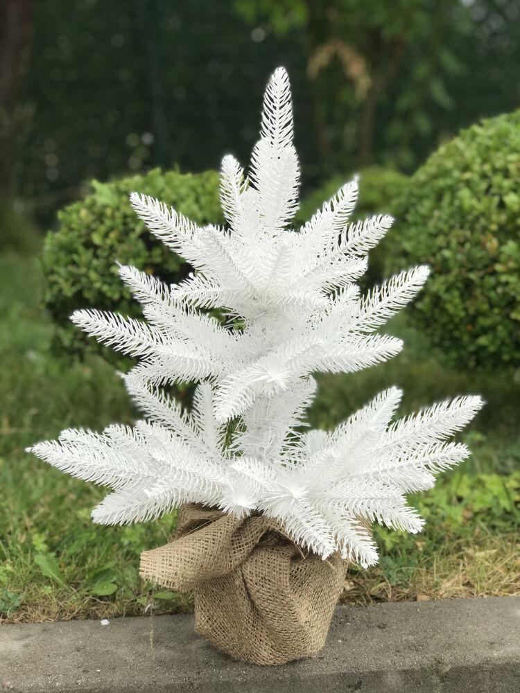 Ялинка лита Classic у мішковині 50 см Білий (210N/50/W)