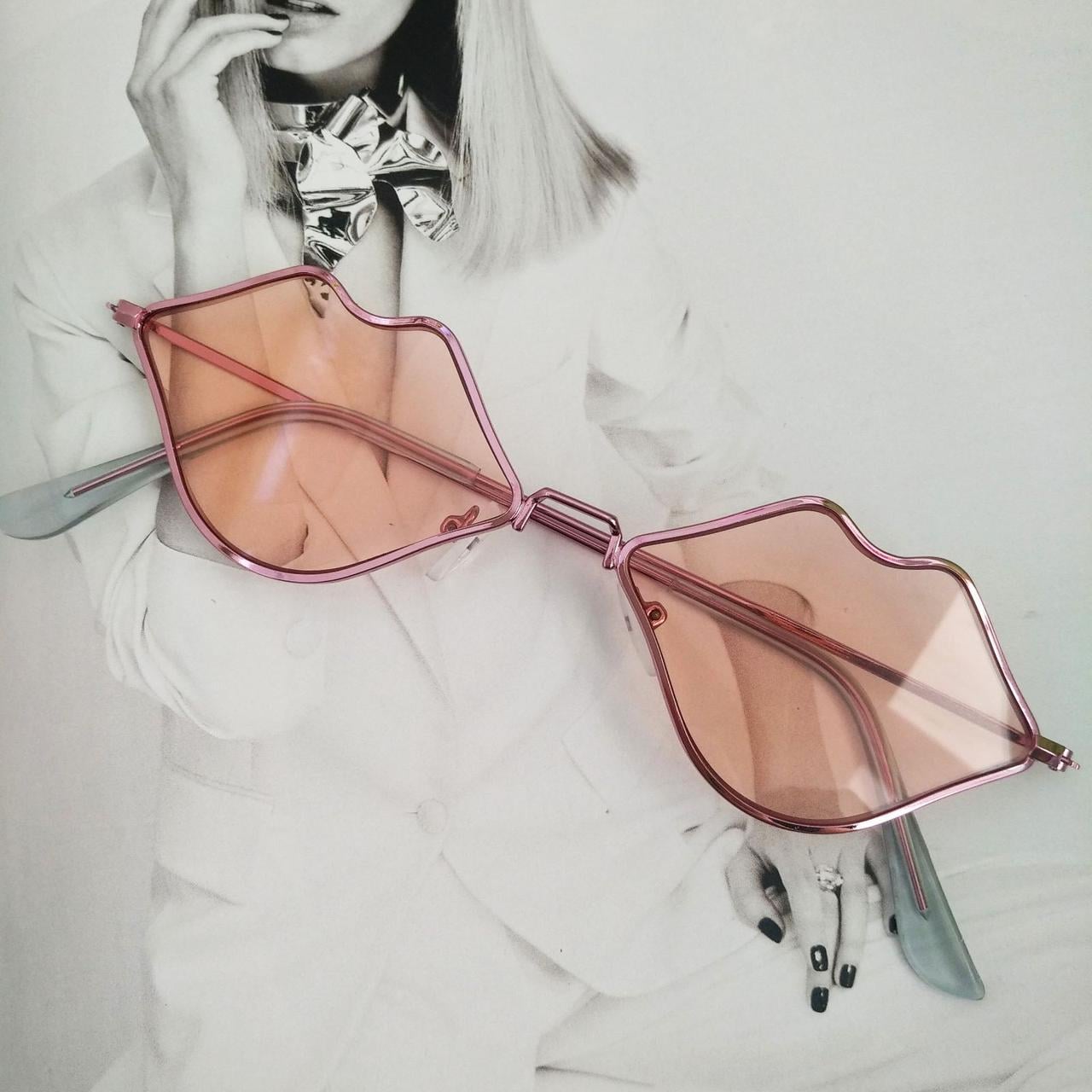 Очки в форме губ Розовый