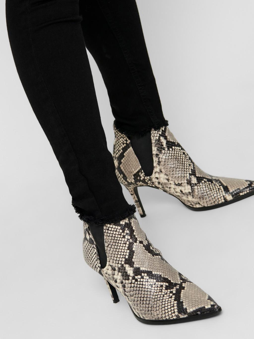 Джинсы ONLY 15167313 M Черный - фото 5