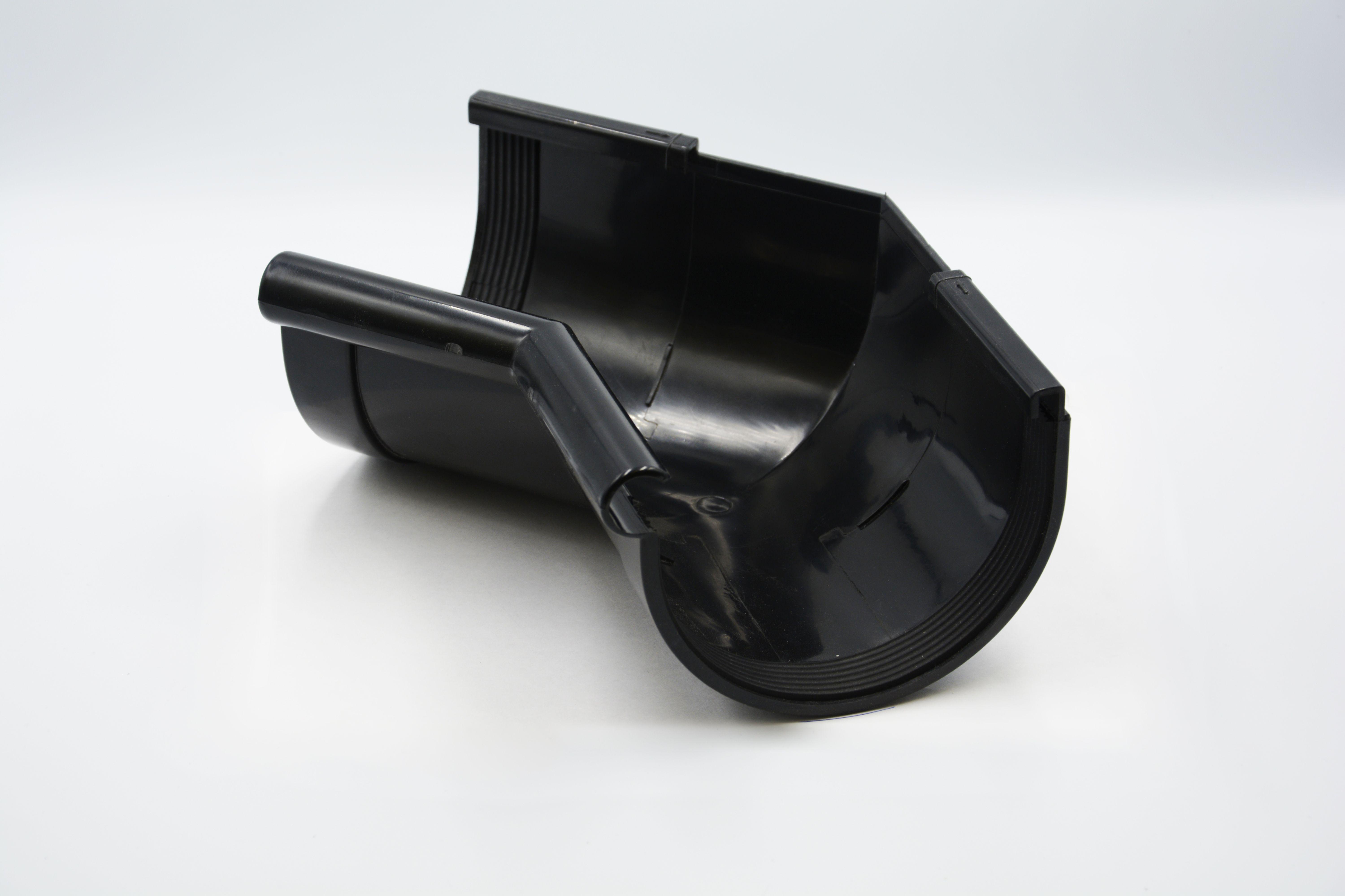 Угол желоба внутренний RAINWAY 135° D 130 мм Черный RAL 9005 (10.130.12.008.RW) - фото 1 Угол желоба внутренний RAINWAY 135° D 130 мм Черный RAL 9005 (10.130.12.008.RW) - фото 1