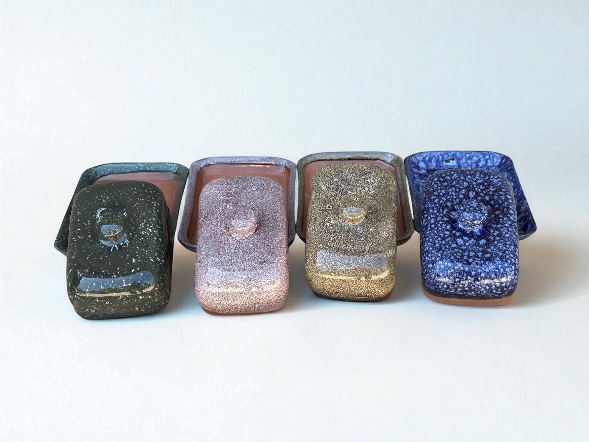 Набор масленок для сливочного масла с крышкой 4 шт. (28833544) - фото 19 Набор масленок для сливочного масла с крышкой 4 шт. (28833544) - фото 19