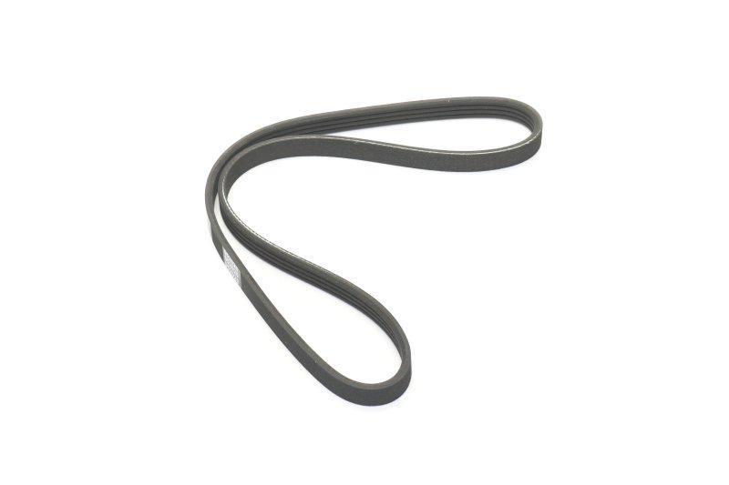 Ремень генератора Denckermann поликлиновой (4PK815)