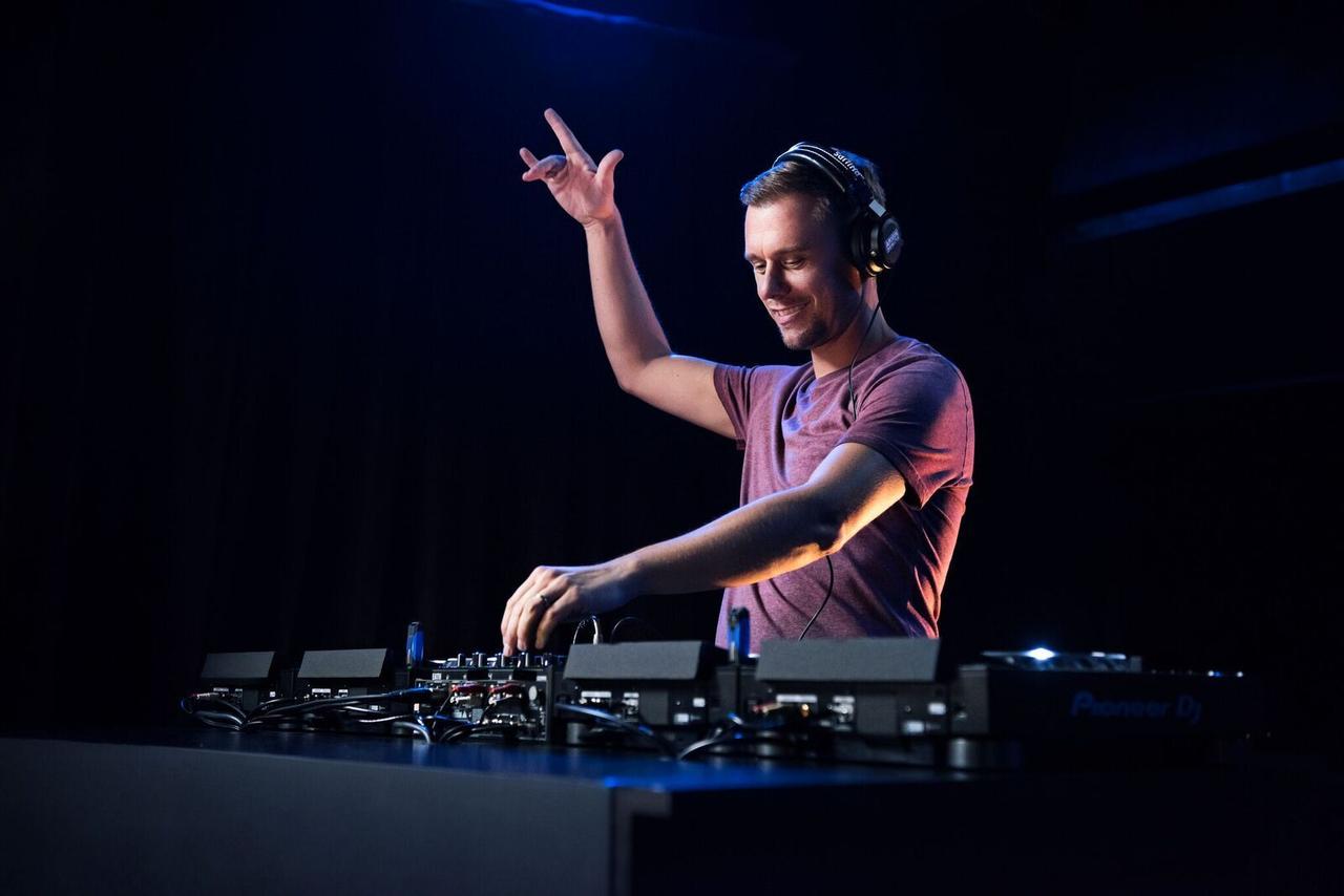 Картина GeekLand Armin Van Buuren 40х60 см (03.13)