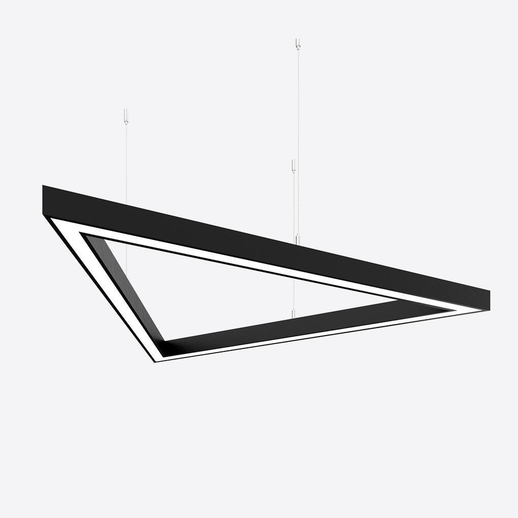 Светильник светодиодный управляемый X-LED 90 Вт треугольник 3x680 мм Черный (LSNTri-90db) - фото 1 Светильник светодиодный управляемый X-LED 90 Вт треугольник 3x680 мм Черный (LSNTri-90db) - фото 1