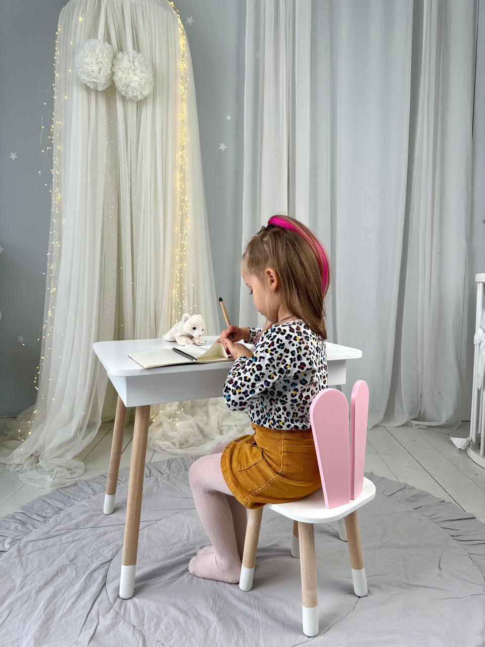 Столик детский прямоугольный с ящиком и стульчик Зайчик 46х60х45 Белый/Розовый (635545)