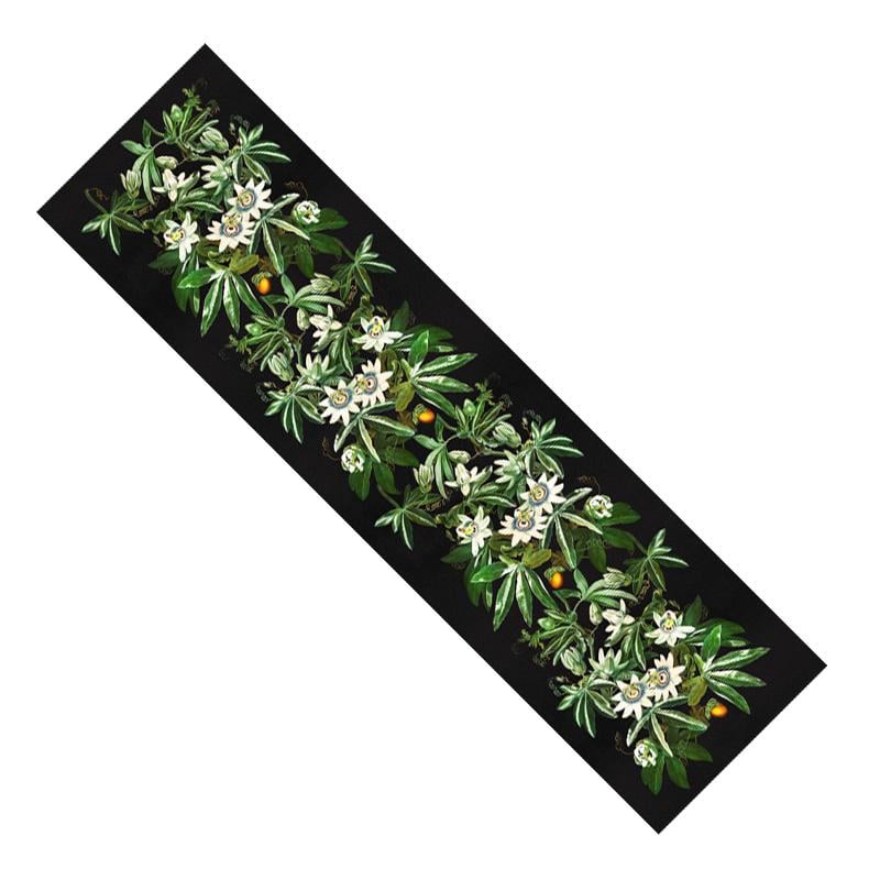 Дорожка на стол Presentville Цветущие растения на черном фоне 150x40 см (DR_23F035)