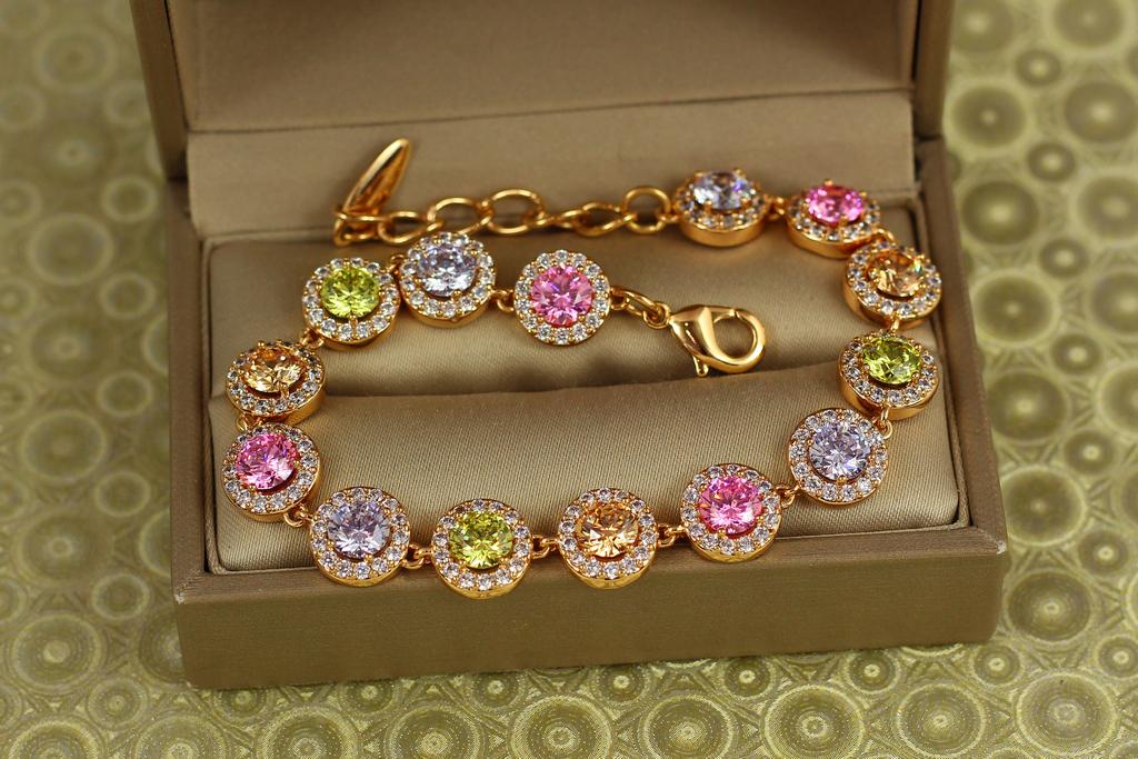 Браслет Xuping Jewelry сяйво планет з різнокольоровими каменями 17 см 9 мм Золотистий (38187776) Браслет Xuping Jewelry сяйво планет з різнокольоровими каменями 17 см 9 мм Золотистий (38187776)