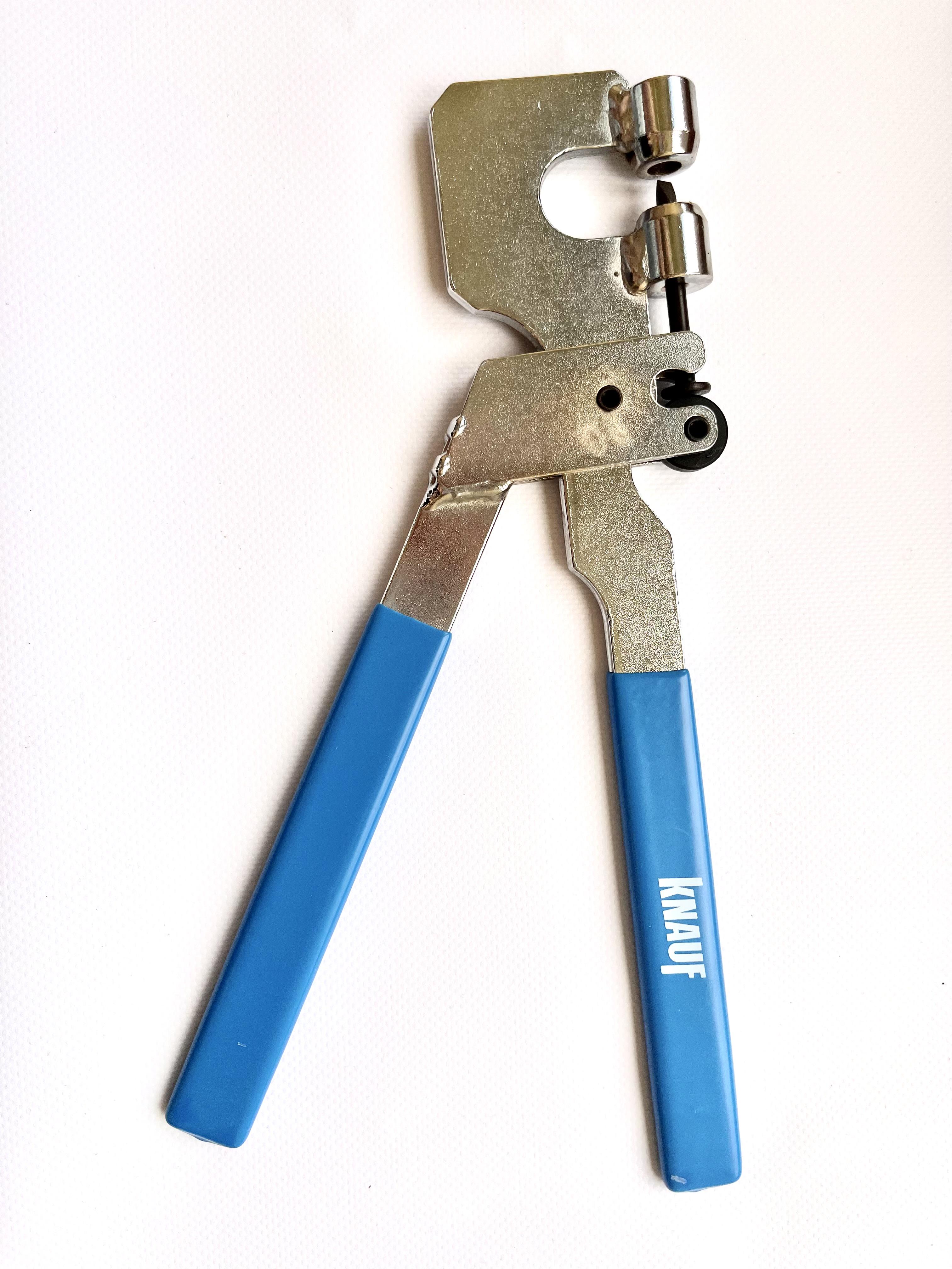 Набор профессиональных инструментов Knauf просекатель для профиля 300 мм/ограничитель бит/ножницы для металла (4525/3) - фото 3 Набор профессиональных инструментов Knauf просекатель для профиля 300 мм/ограничитель бит/ножницы для металла (4525/3) - фото 3