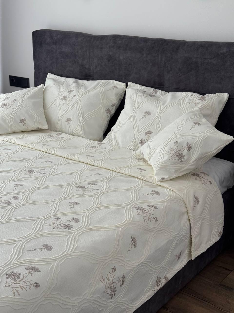 Покривало Бароко №4 бавовна 200х250 см Молочний (55677-4-200x250cm) - фото 3 Покривало Бароко №4 бавовна 200х250 см Молочний (55677-4-200x250cm) - фото 3