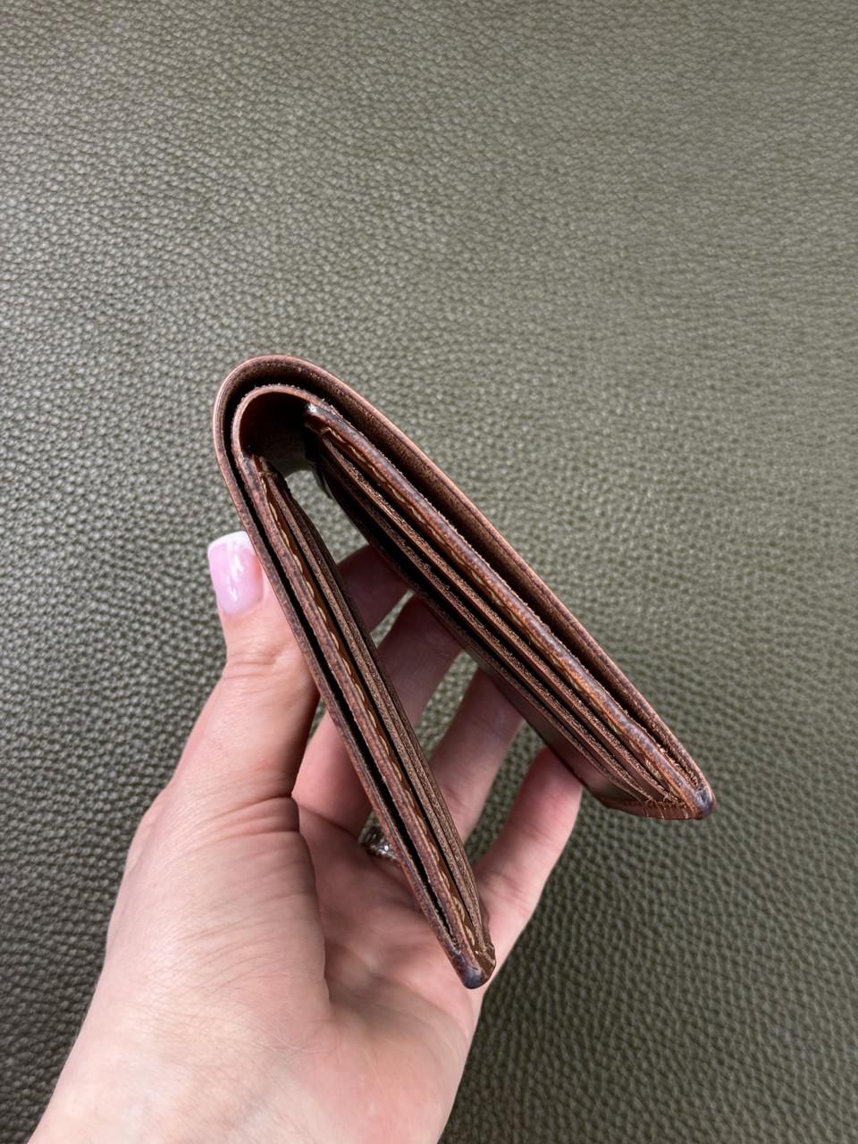 Гаманець-біфолд чоловічий ручна робота з натуральної шкіри Sandal Коричневий (2576234720) - фото 6 Гаманець-біфолд чоловічий ручна робота з натуральної шкіри Sandal Коричневий (2576234720) - фото 6