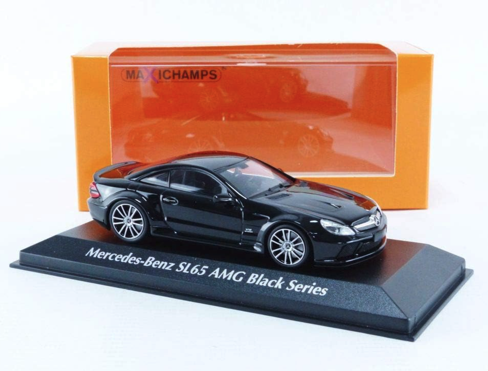 1/43 Mercedes-Benz SL65 AMG（R230後期型)/PMA ᐉ Модель автомобіля Minichamps 1:43 Mercedes-Benz SL65 AMG R230