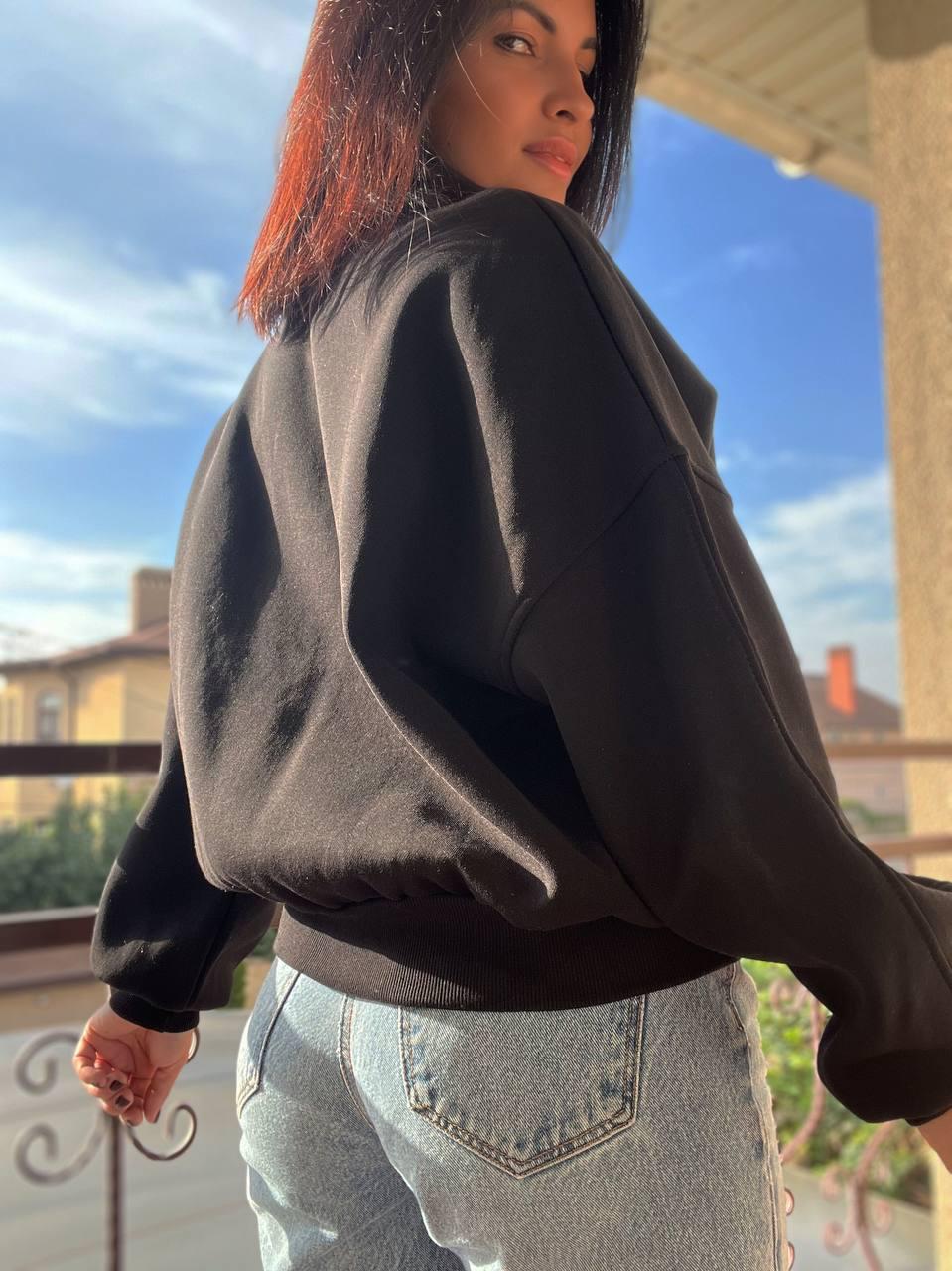 Свитшот женский OLIVIA 2479 широкий утепленный вышивка OS Черный (1136) - фото 4