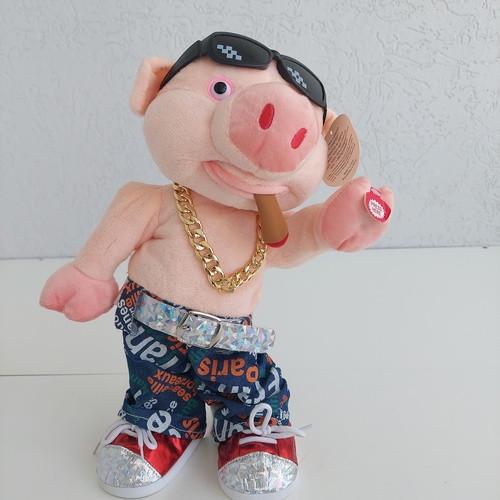 Интерактивная игрушка Свинка-рэппер танцует под музыку в очках (4980)
