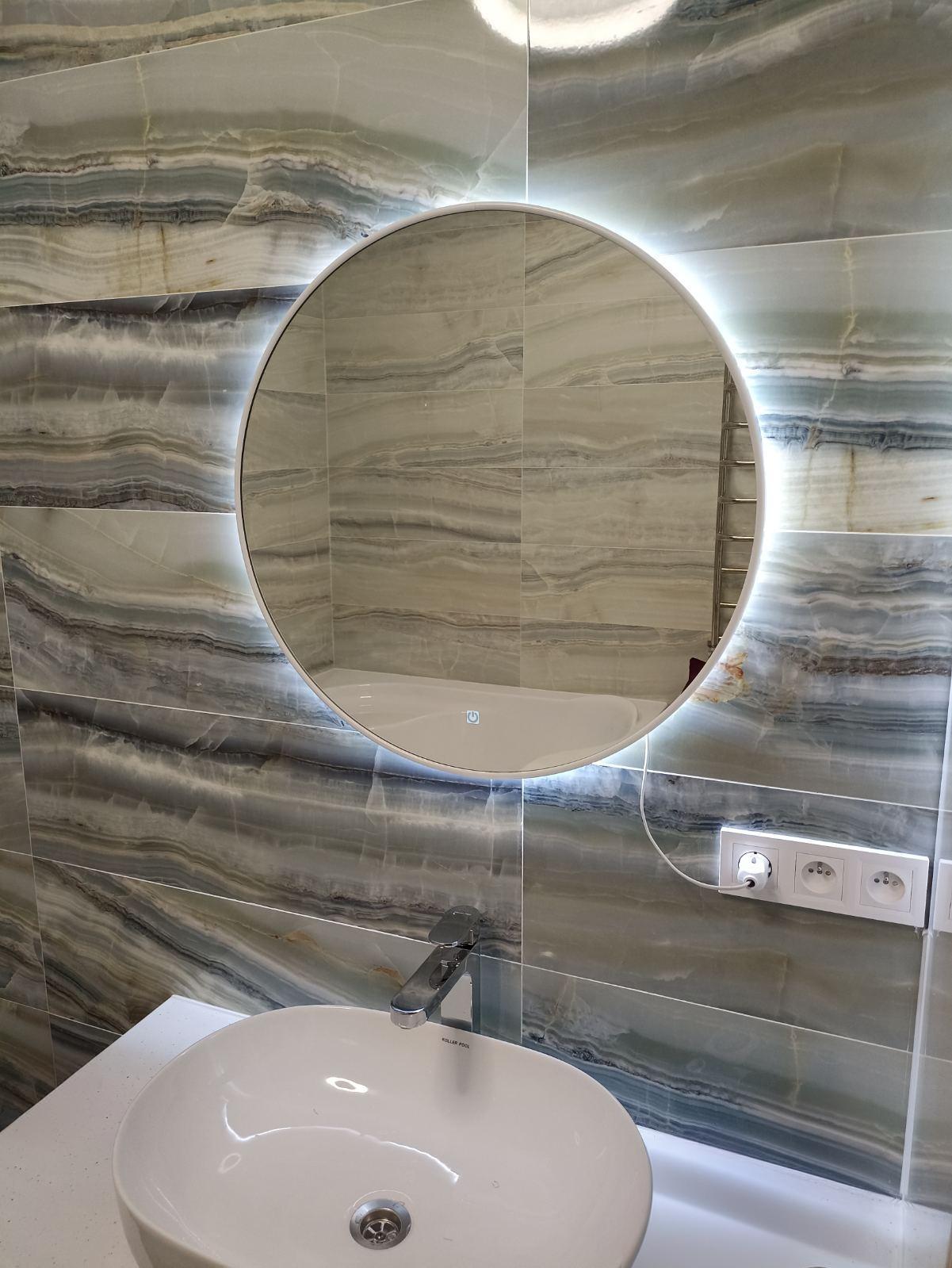 Зеркало круглое с LED подсветкой для ванной 70х70 см (29070999)