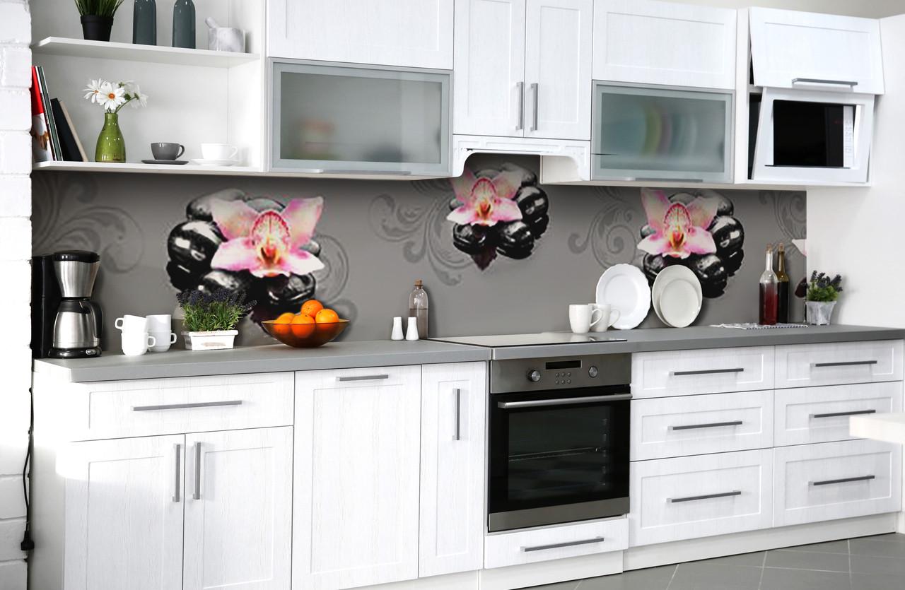 Кухонный фартук Орхидеи на глянцевых камнях виниловый самоклеющийся Серый