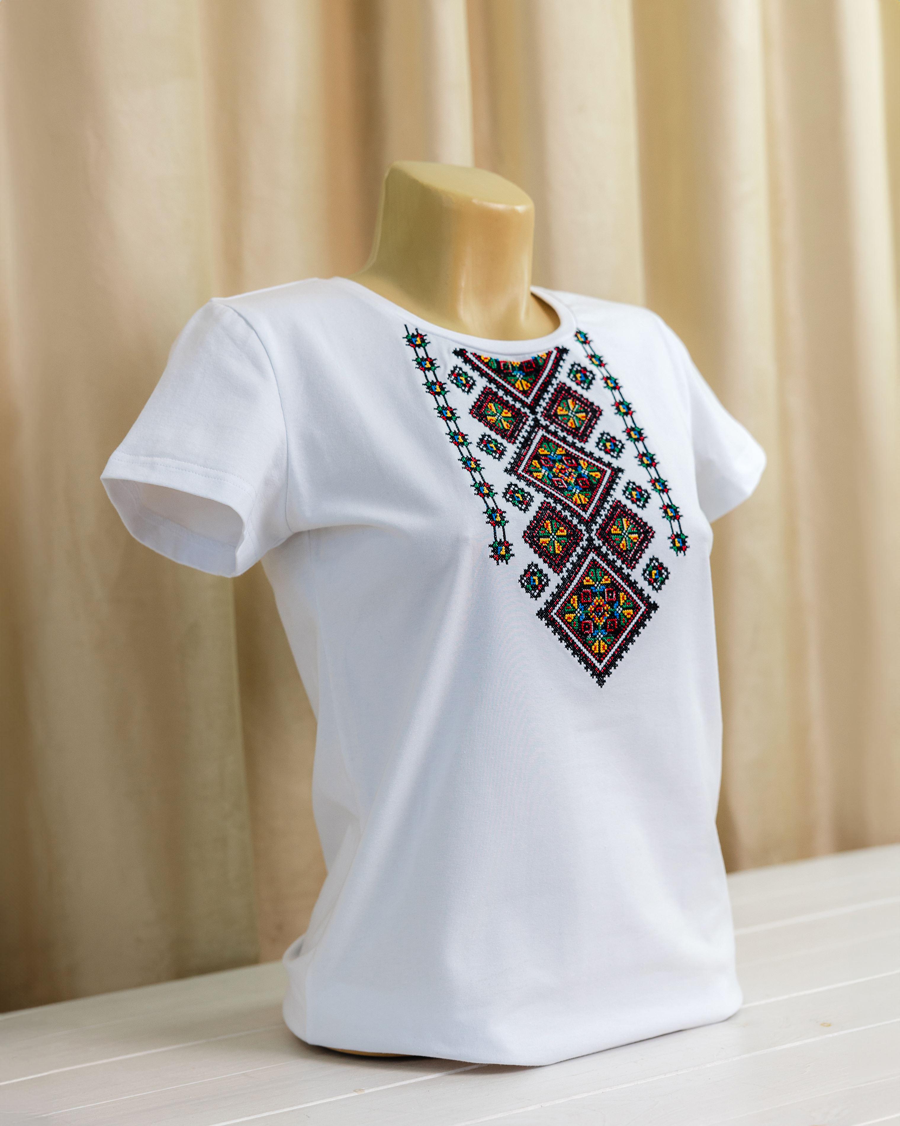 Футболка с вышивкой женская Елена S Белый (0002159) - фото 5