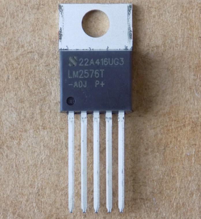 Микросхема LM2576T-ADJ LM2576-ADJ/TO220-5 (29056)
