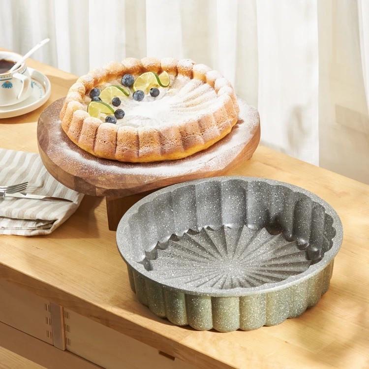 Форма для выпекания кекса Madam Coco 287 алюминий 28х7 см Серый (1944903668) - фото 2 Форма для выпекания кекса Madam Coco 287 алюминий 28х7 см Серый (1944903668) - фото 2