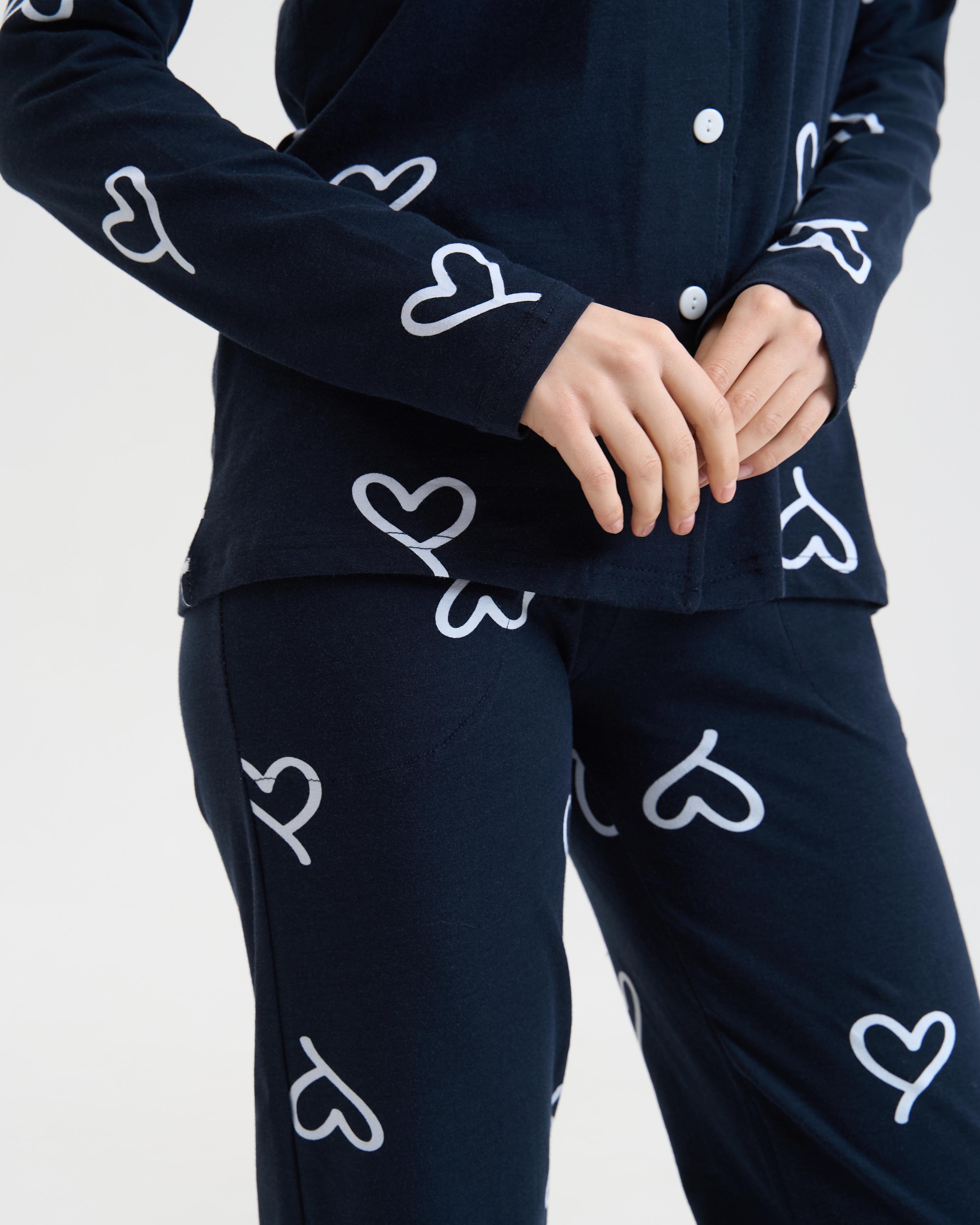 Пижама женская на пуговицах со штанами Сердечки 96808 M Темно-синий - фото 3 Пижама женская на пуговицах со штанами Сердечки 96808 M Темно-синий - фото 3