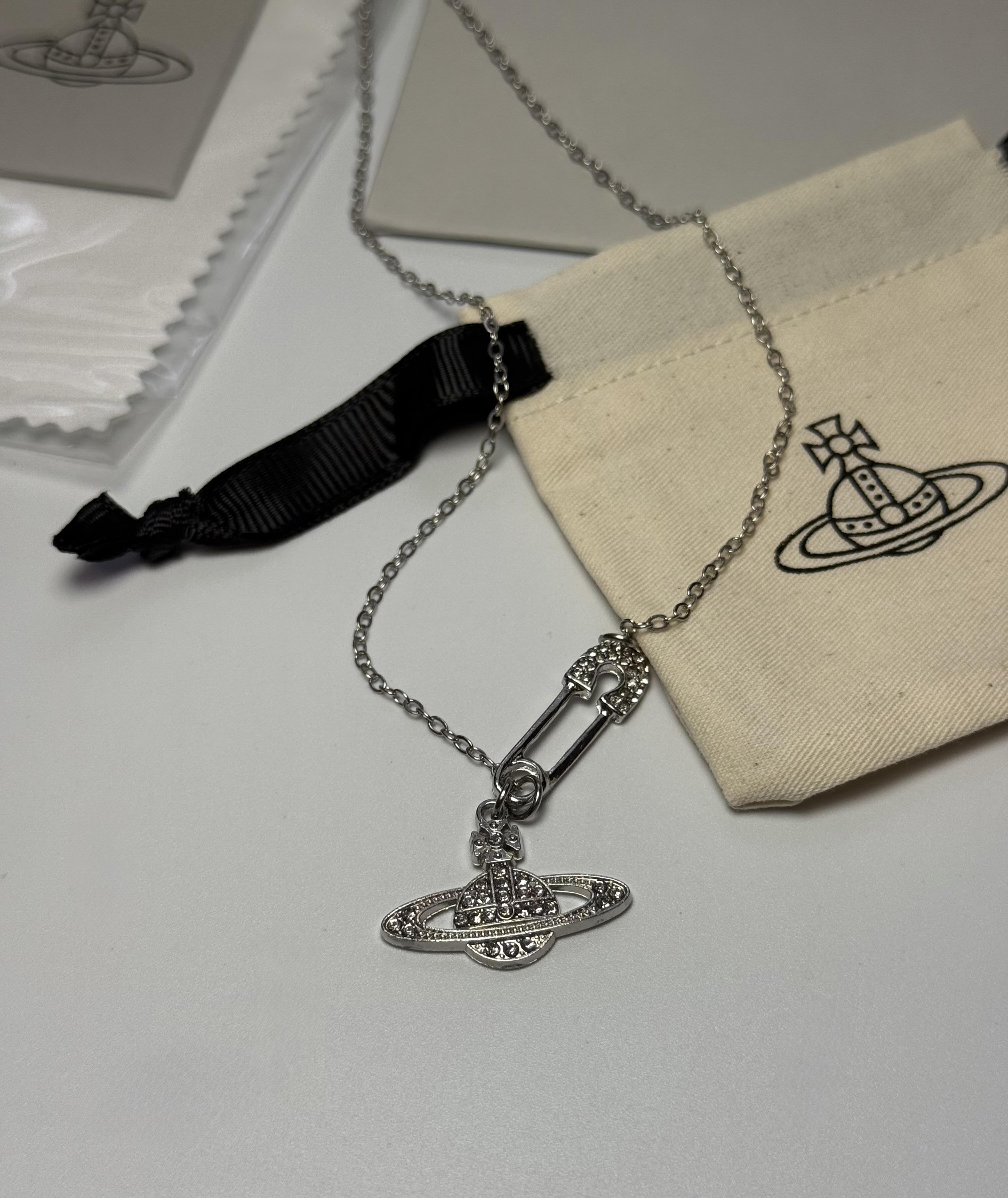 Підвіска на шию Vivienne Westwood (2373910291)