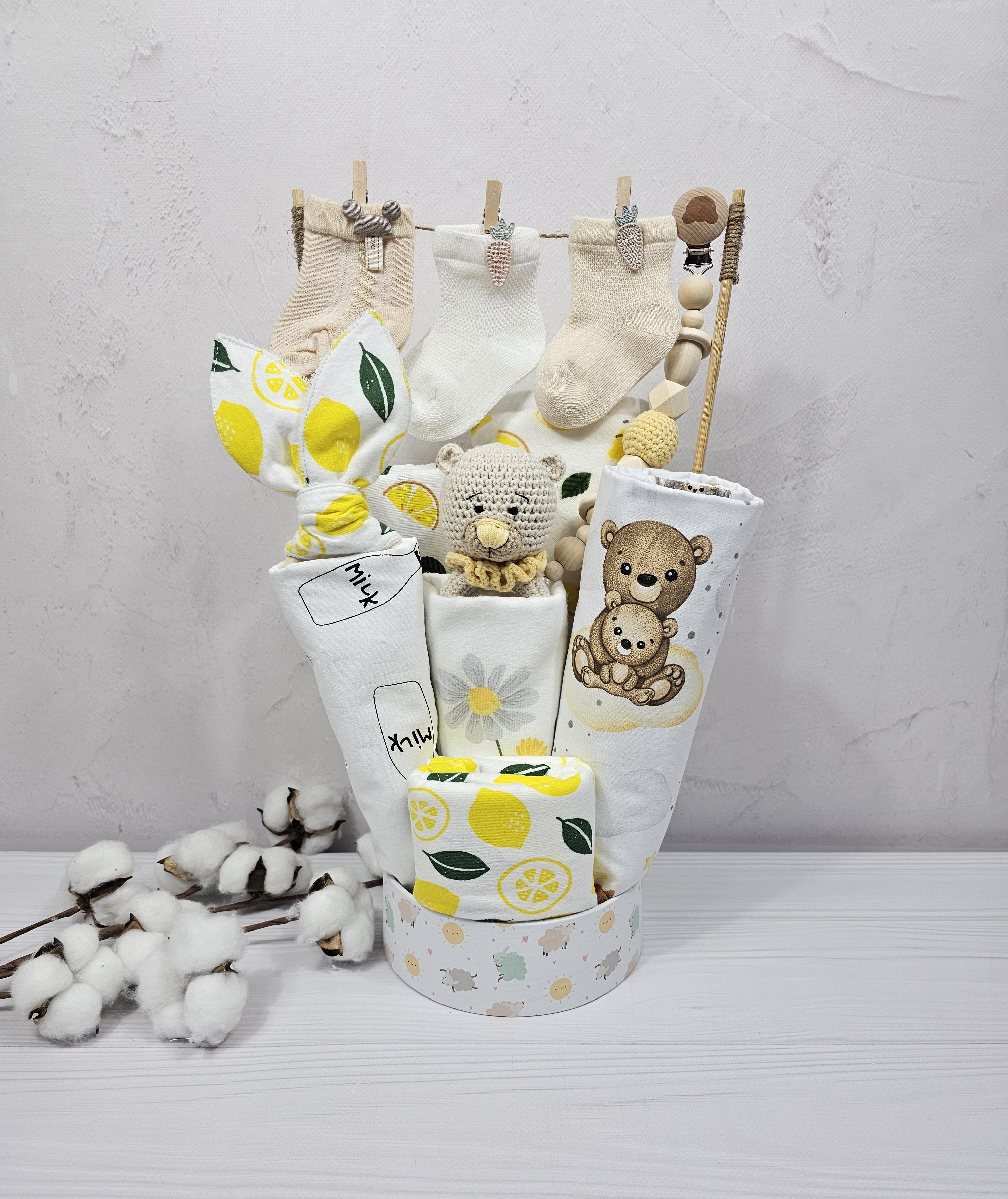 Подарунковий букет для немовлят a.l.babybox Лимончик з пелюшками та аксесуарами (30464259)