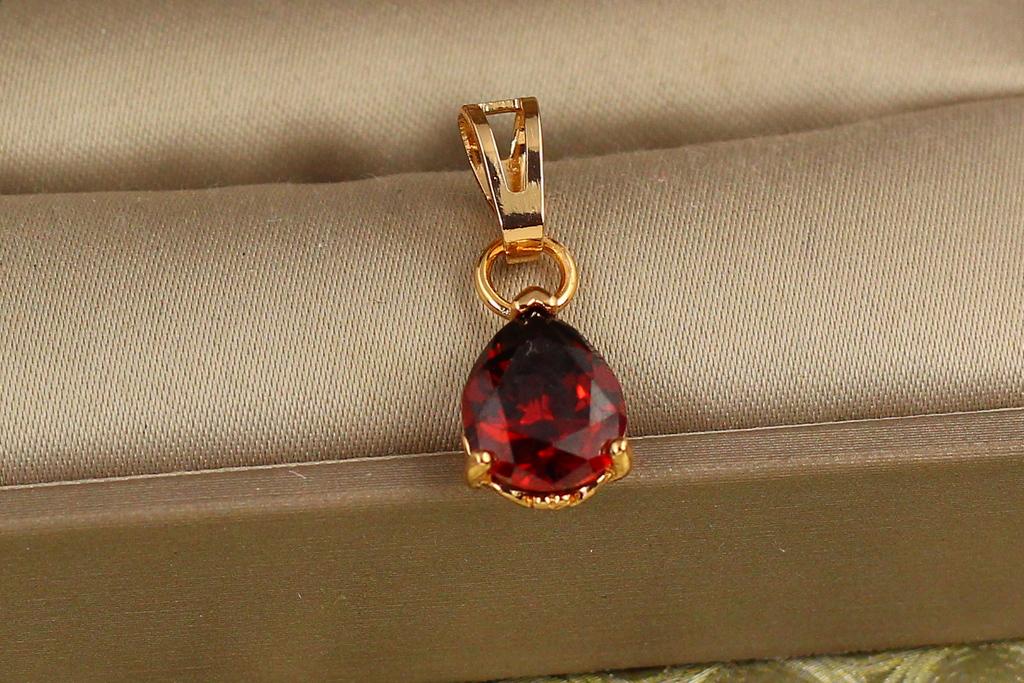 Кулон Xuping Jewelry красная капля 1,5 см Золотистый (34718062)