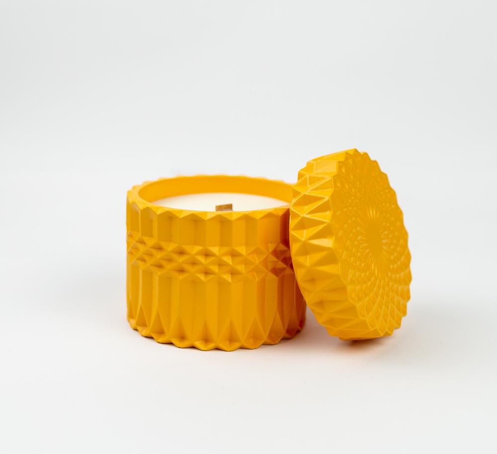 Аромасвечка Гранд Презент ROMANTIC TEA SPA 100% WOOD WAX 42h 200 г Yellow (NAC 1081)