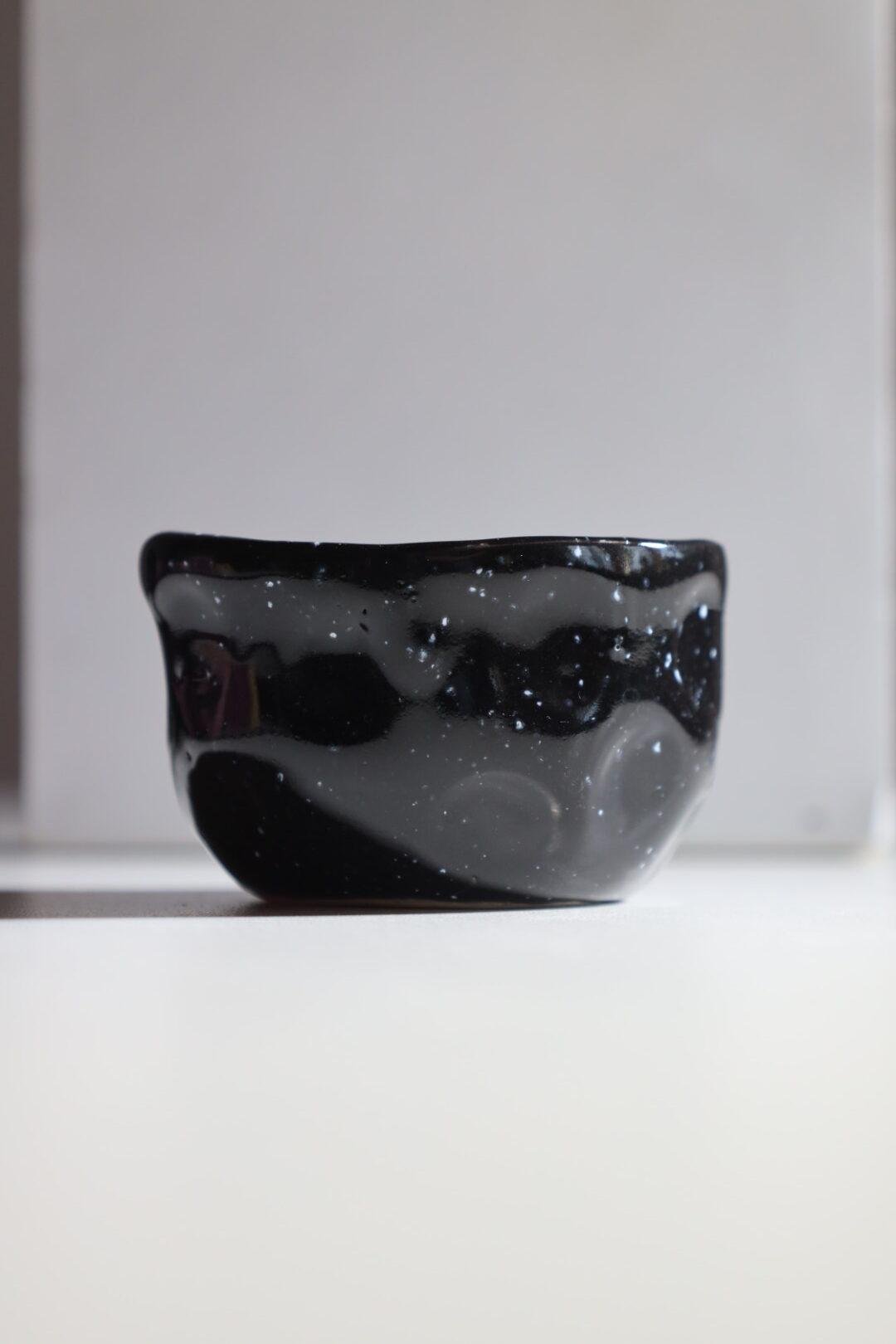 Пиала чайная Черная дыра ручной работы (CUP-036) - фото 4 Пиала чайная Черная дыра ручной работы (CUP-036) - фото 4