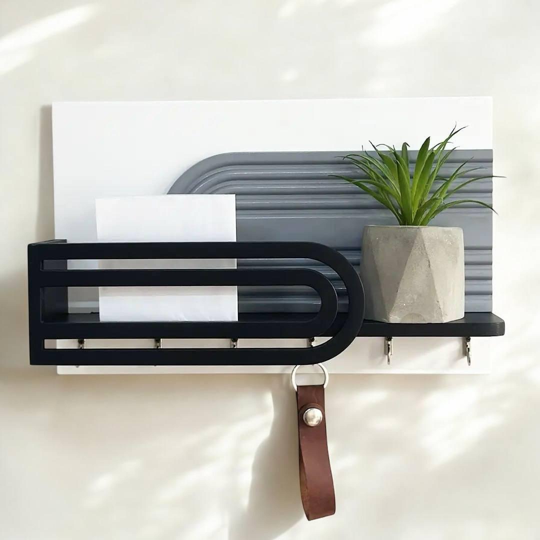 Ключниця настінна з поличкою в стилі арт-деко (444010)