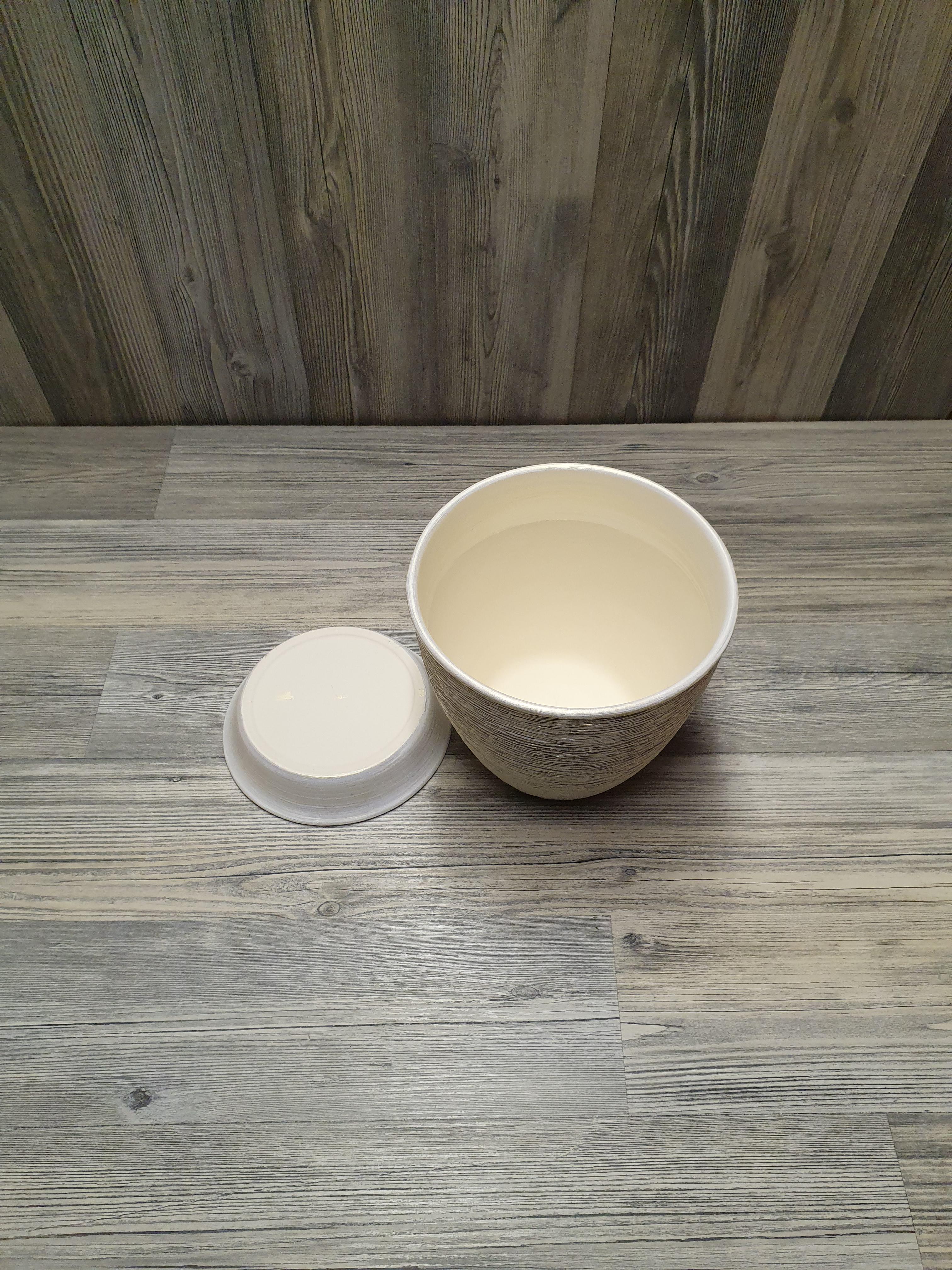 Горщик для рослин з піддоном 2 л Біло-золотий (5262) - фото 6 Горщик для рослин з піддоном 2 л Біло-золотий (5262) - фото 6