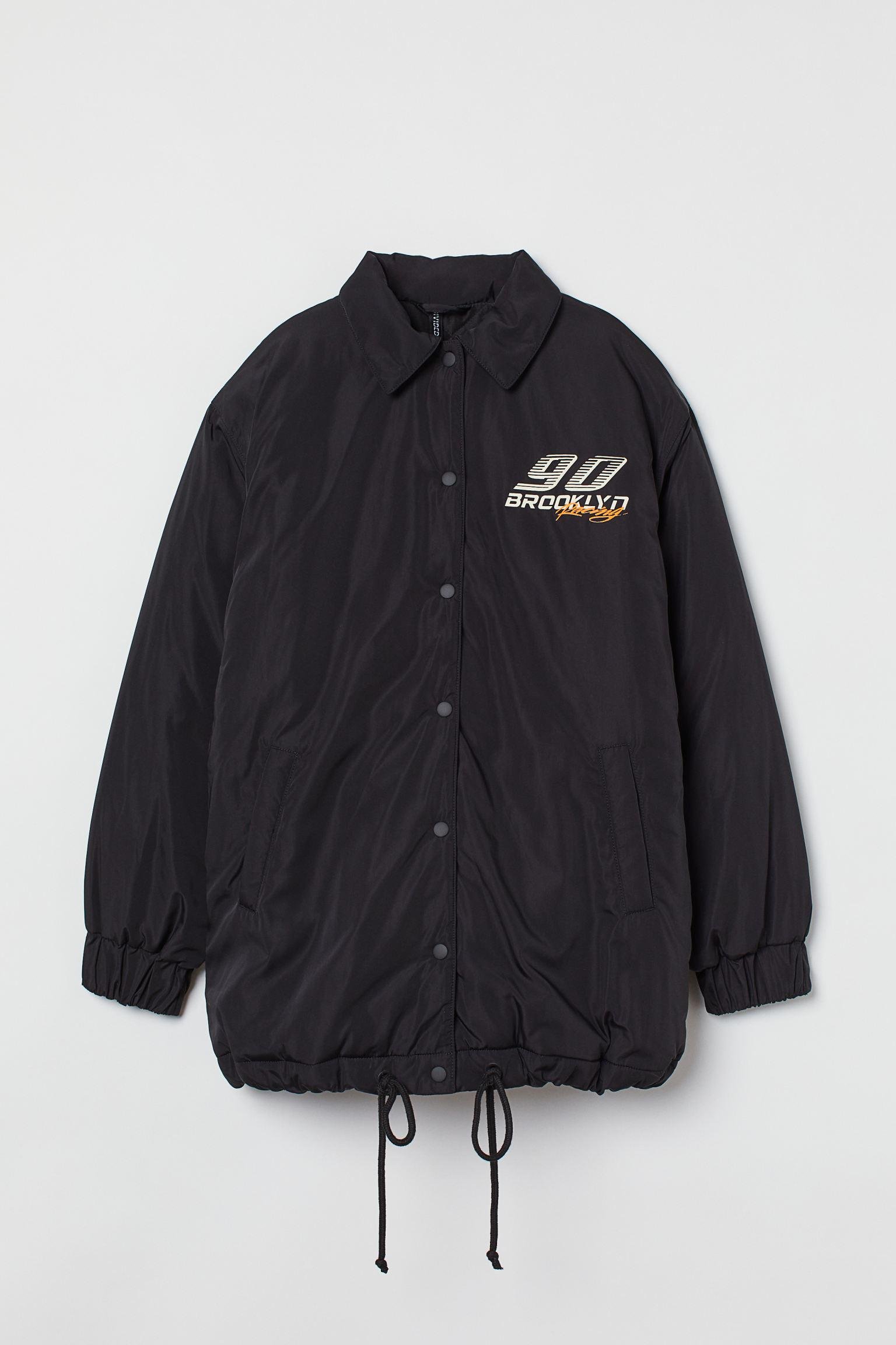 Куртка DIVIDED Принт S Чорний (S8081017136)